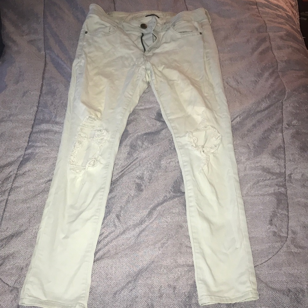 American eagle light ripped jegging